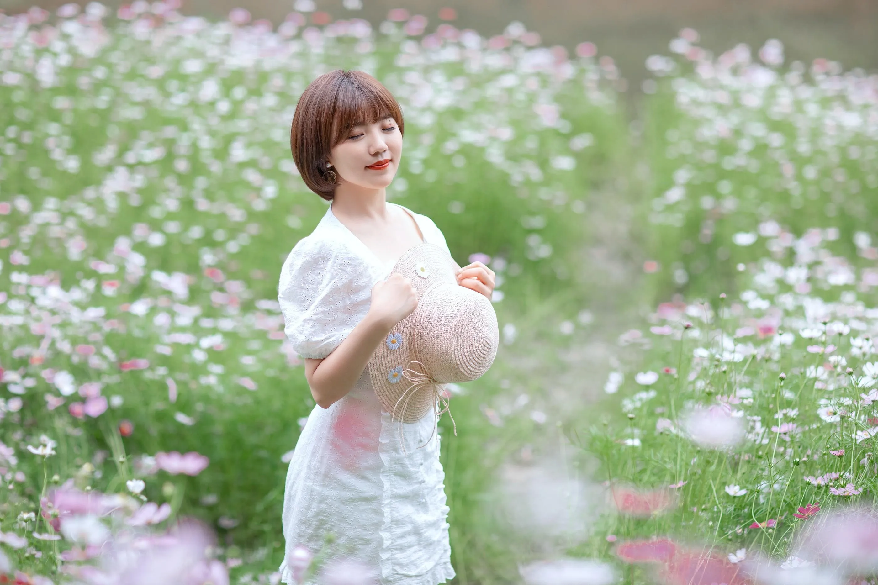[YITUYU艺图语]2022.08.16 格桑花开 冬琴 [26P]插图1